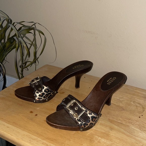 COPY - Guess heels. Color: Brown with leopard print. Size: 9. - Picture 2 of 6